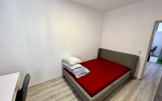 Apartament cu 1 Cameră, Etaj 1, Zona Piață - Poză 1