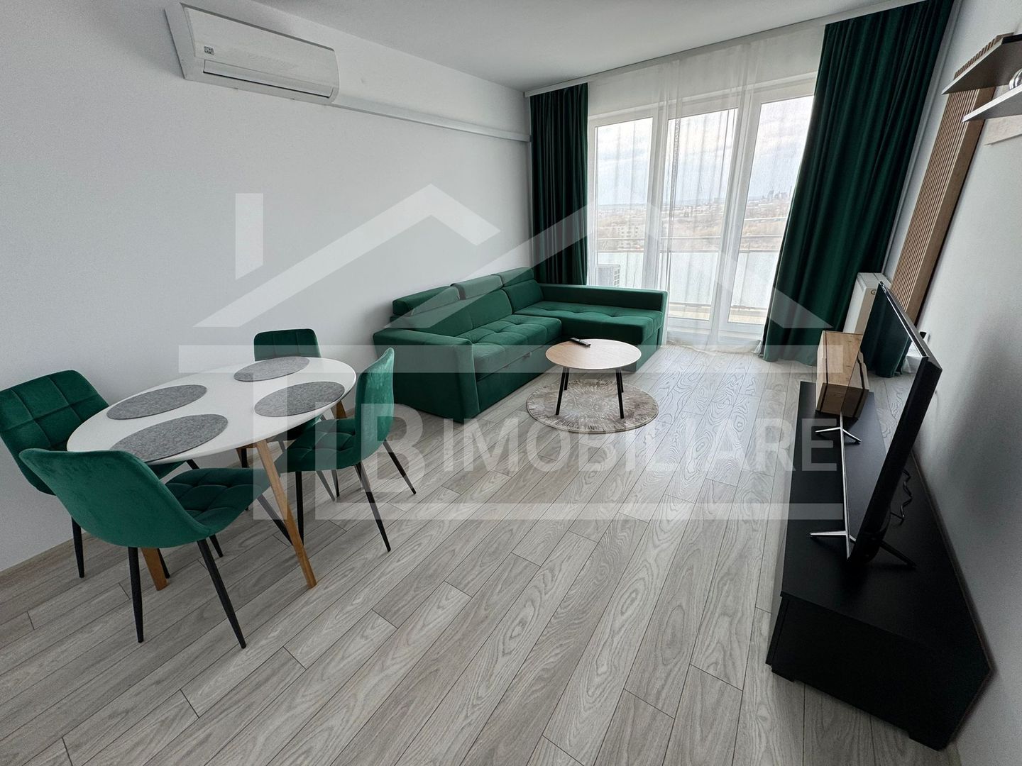 Apartament cu 2 camere, 56mp, parcare, decomandat, Zona Maurer Residence - Poză 1
