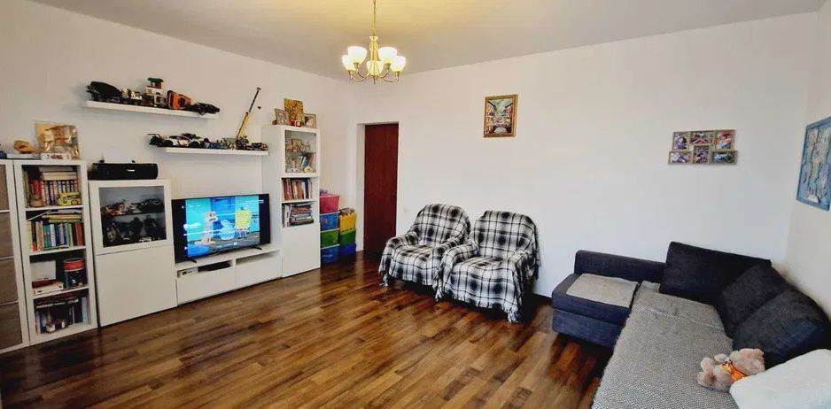 Apartament decomandat Rosu Chiajna, 2 balcoane, parcare | Crinului - Poză 2