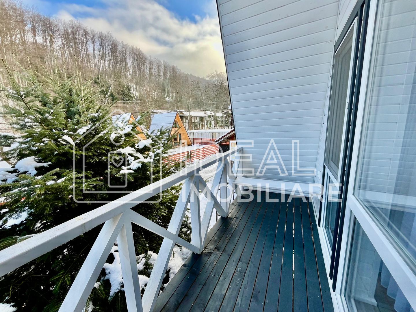 Pensiune de vânzare în Cârțișoara – investiție turistică la poalele munților - Poză 20