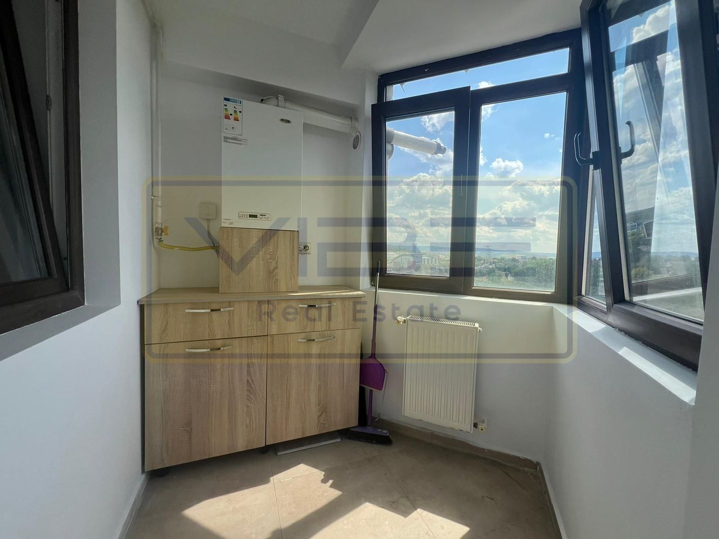 Apartament 2 dormitoare living Nicolina T Neculai - Poză 22