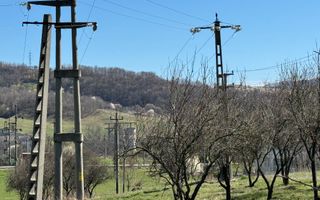 TEREN INTRAVILAN 2800MP CAMPULUNG ZONA PESCAREASA - Poză 7