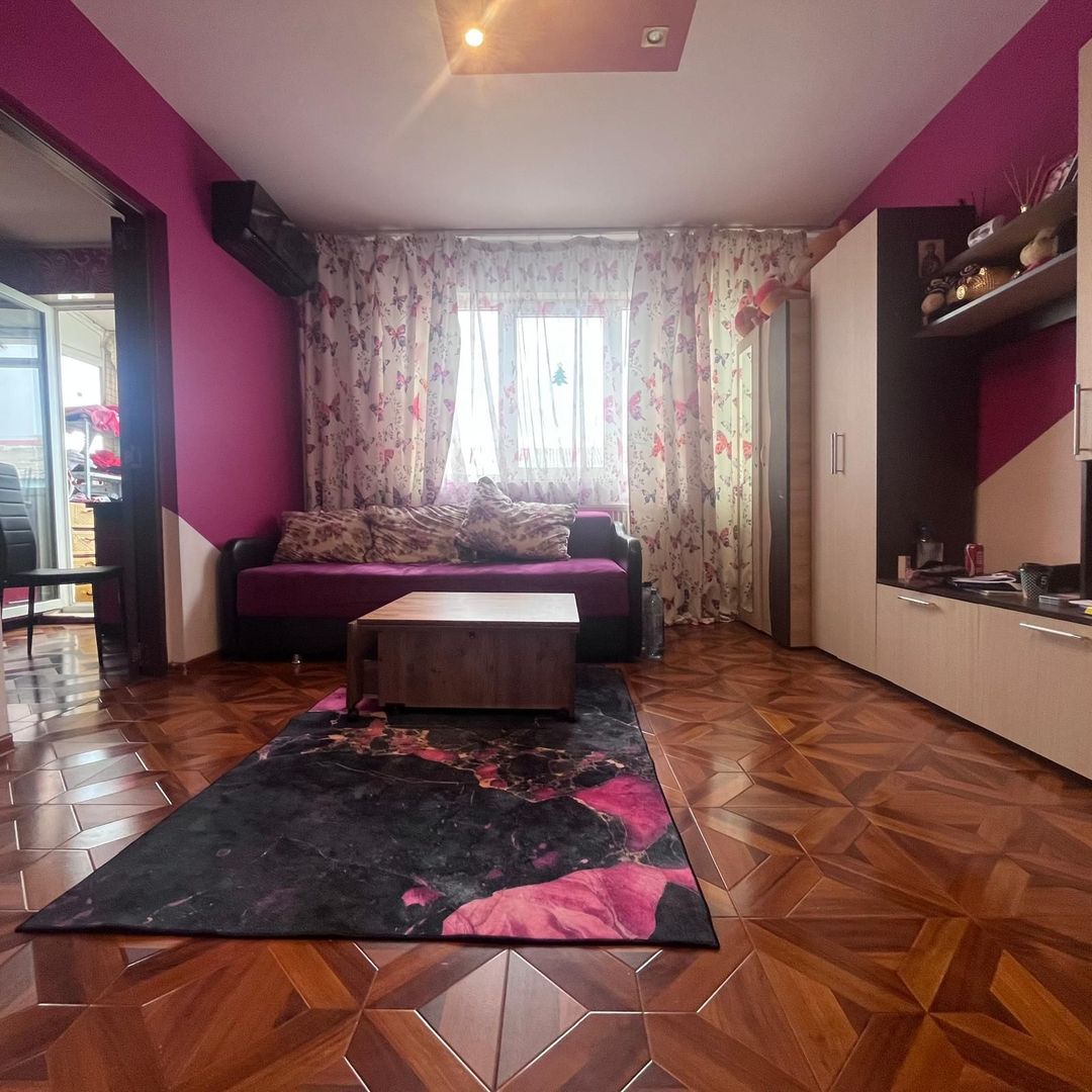 Închiriere apartament cu 2 camere în Micro 6 Târgoviște! - Poză 2