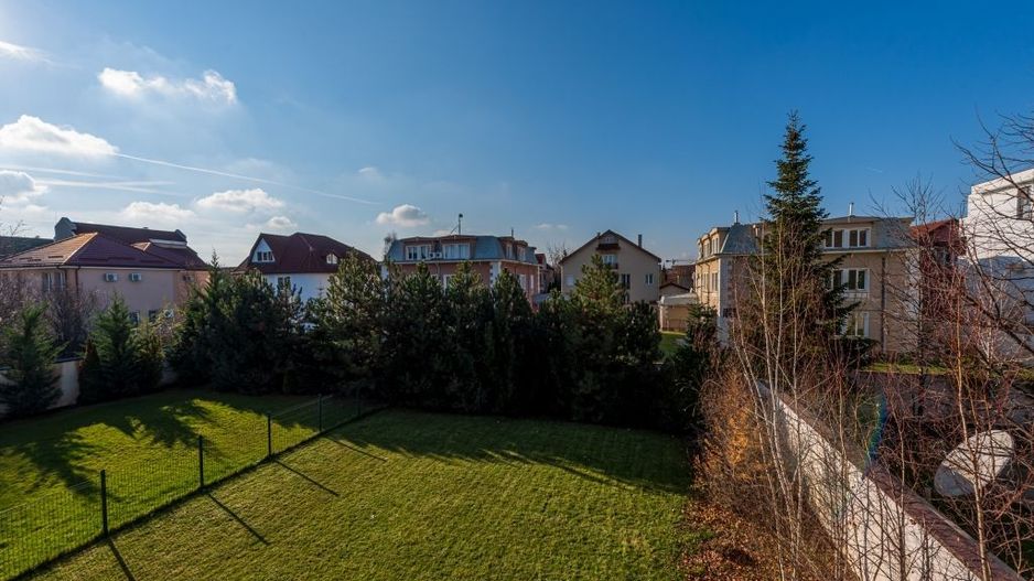 Modern villa | 6 rooms | Iancu Nicolae - Poză 15