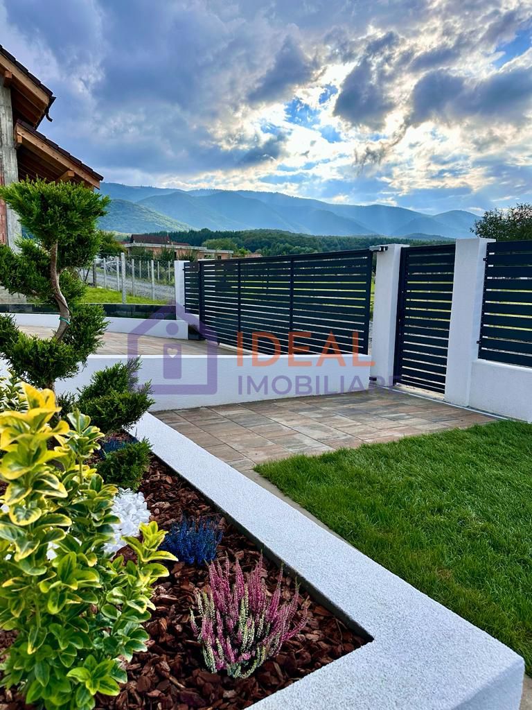 Casa Individuala cu 4 camere si 700 mp teren, in Tocile - Poză 5