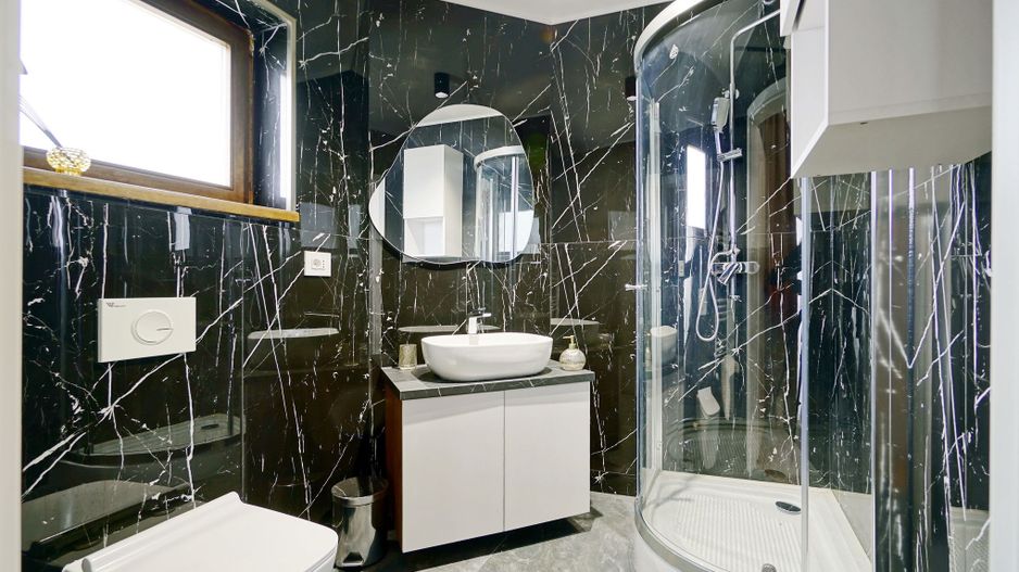 👉 Vilă spectaculoasă pe lac – Ghermănești | 573 mp | Terasă, ponton, - Poză 43