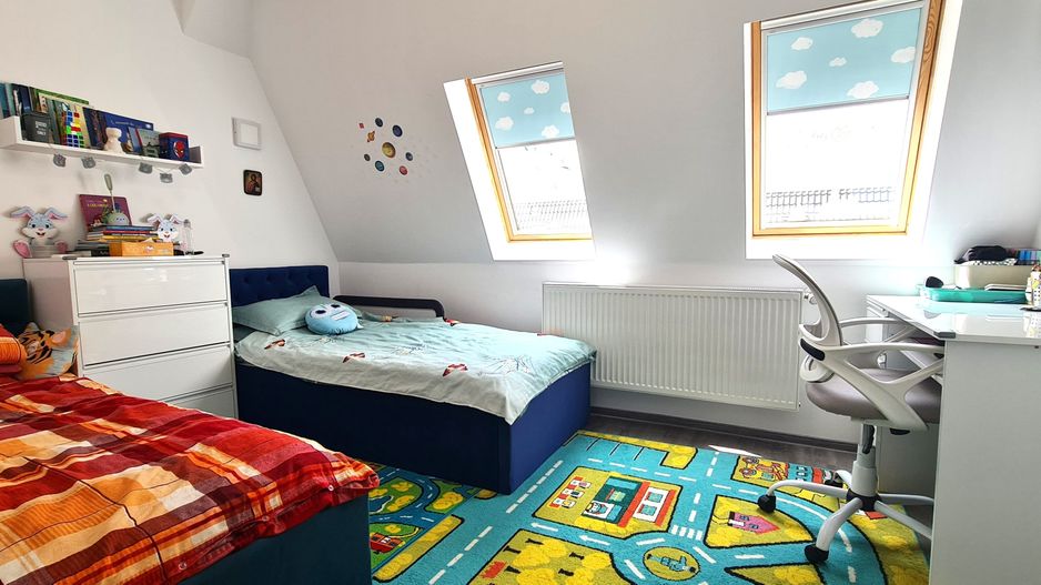 Casa mobilata si utilata in Cartier Izvor Tarlungeni Brasov - Poză 7