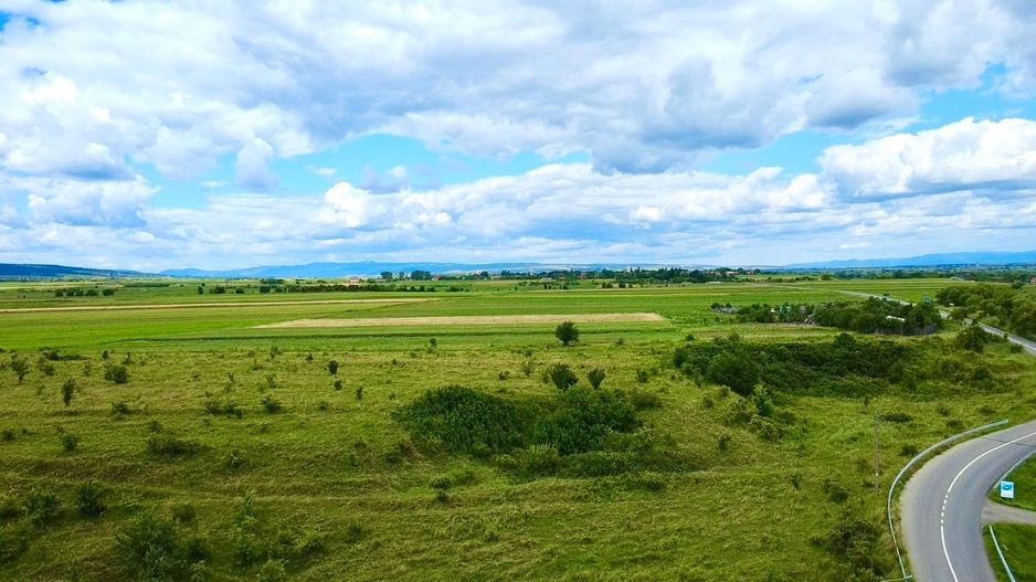 Lot intravilan de 854 mp situat în Hărman, zona Podul Olt - Poză 2