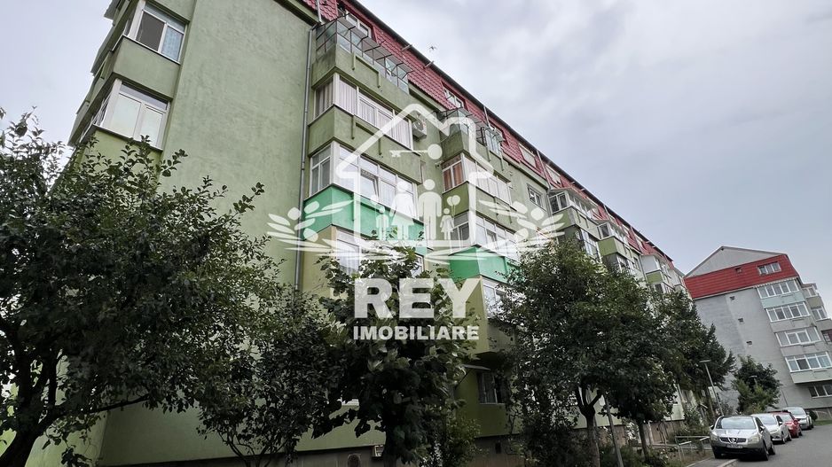 Apartament 3 camere nedecomandat ,bucătărie separată, Stefan cel Mare - Poză 1