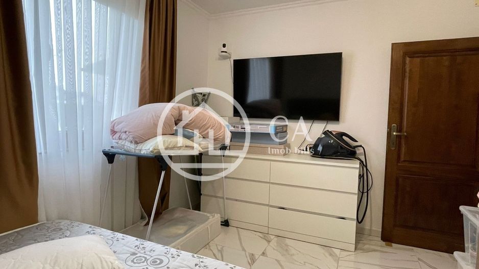 Casă de închiriat cu 4 camere în Santandrei, Oradea. - Poză 8