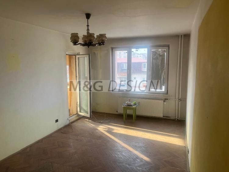 Apartament 3 camere Complexul Studentesc - Poză 1