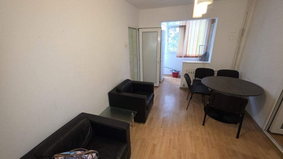 De Închiriat – Apartament 3 Camere | Zona Brătianu (Școala 8), Constanța - Poză 2