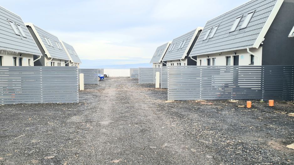 Casa finalizata intabulata in Cartier Izvor Tarlungeni Brasov - Poză 7