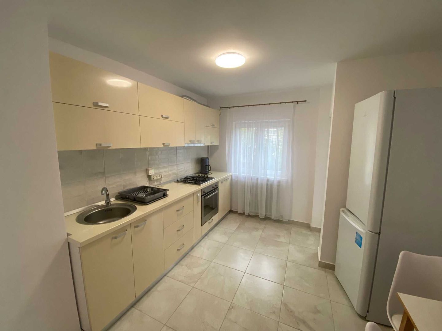 Apartament 2 camere | 63 mp | Metrou Lujerului | Renovat recent | Parcare - Poză 3