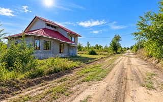 CASĂ CU 2 NIVELE – 136 m² | 4 DORMITOARE | 7 ARI ANENII NOI - Poză 3
