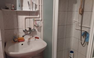 Casa 3 camere,100 mp, 565mp teren,1 baie,1 garaj 0% comision - Poză 5