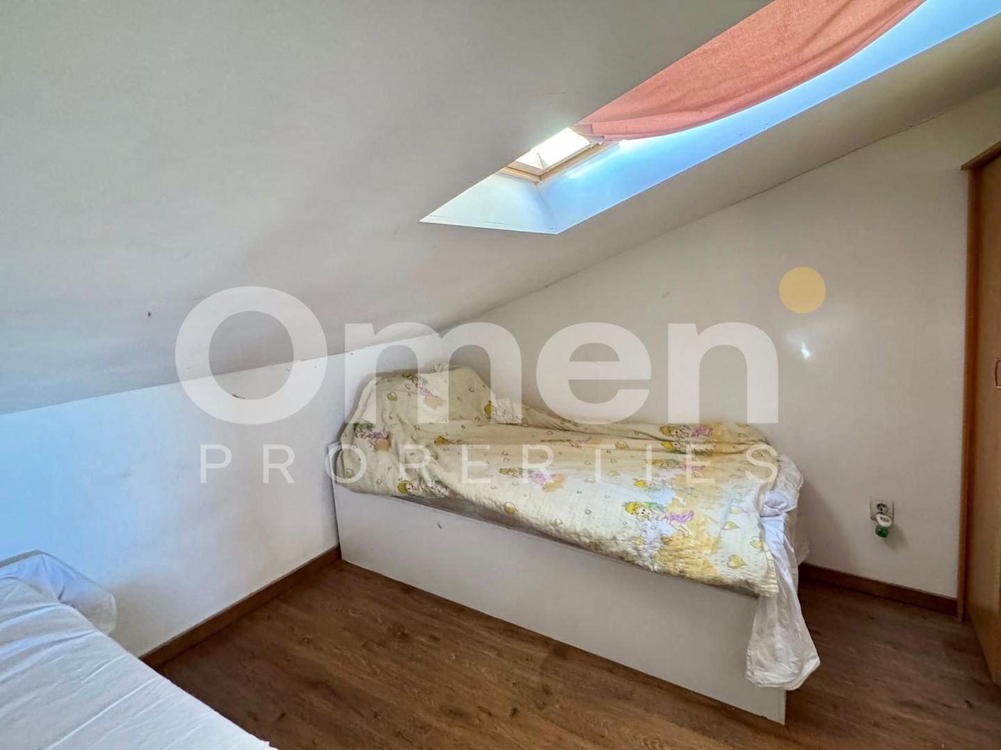 Apartament 3 camere de închiriat | Zona Mărul de Aur | mansardă | - Poză 5