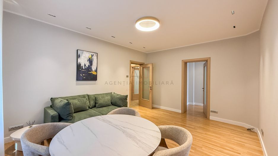 3 camere zona Capitale - Poză 5