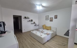 Garsoniera-semidecomandata-etaj 8-finisaje-moderne-mobilata-utilata - Poză 1