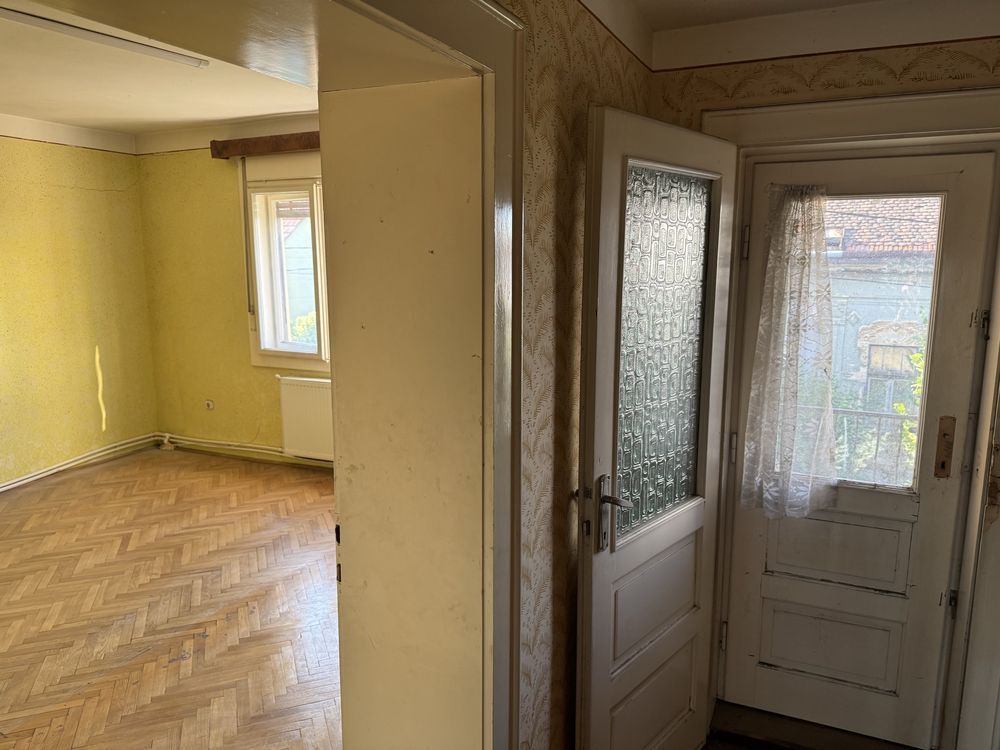 BRASADAS vinde casa cu 3 camere, si curte în zona UNIRII. - Poză 6