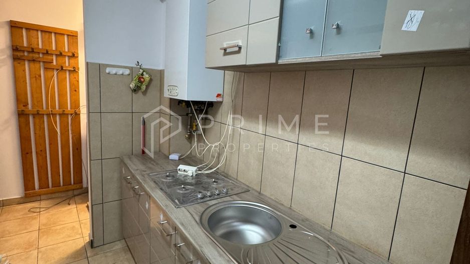 Vă prezentăm 2 camere, confort și acces rapid UMFST - Poză 4