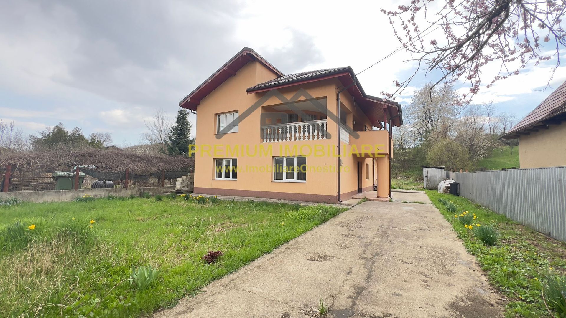 Casă P+1 de vânzare – DN11 Onești – Brașov - Poză 2