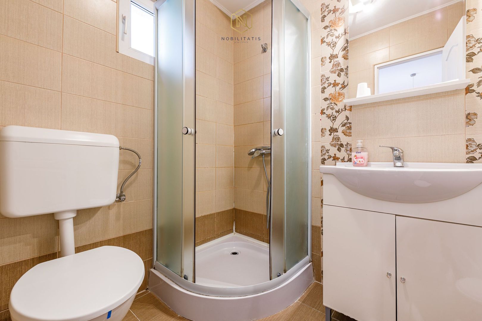 Proprietatea ideala pentru investiție, spații generoase, teren 1.200mp - Poză 39