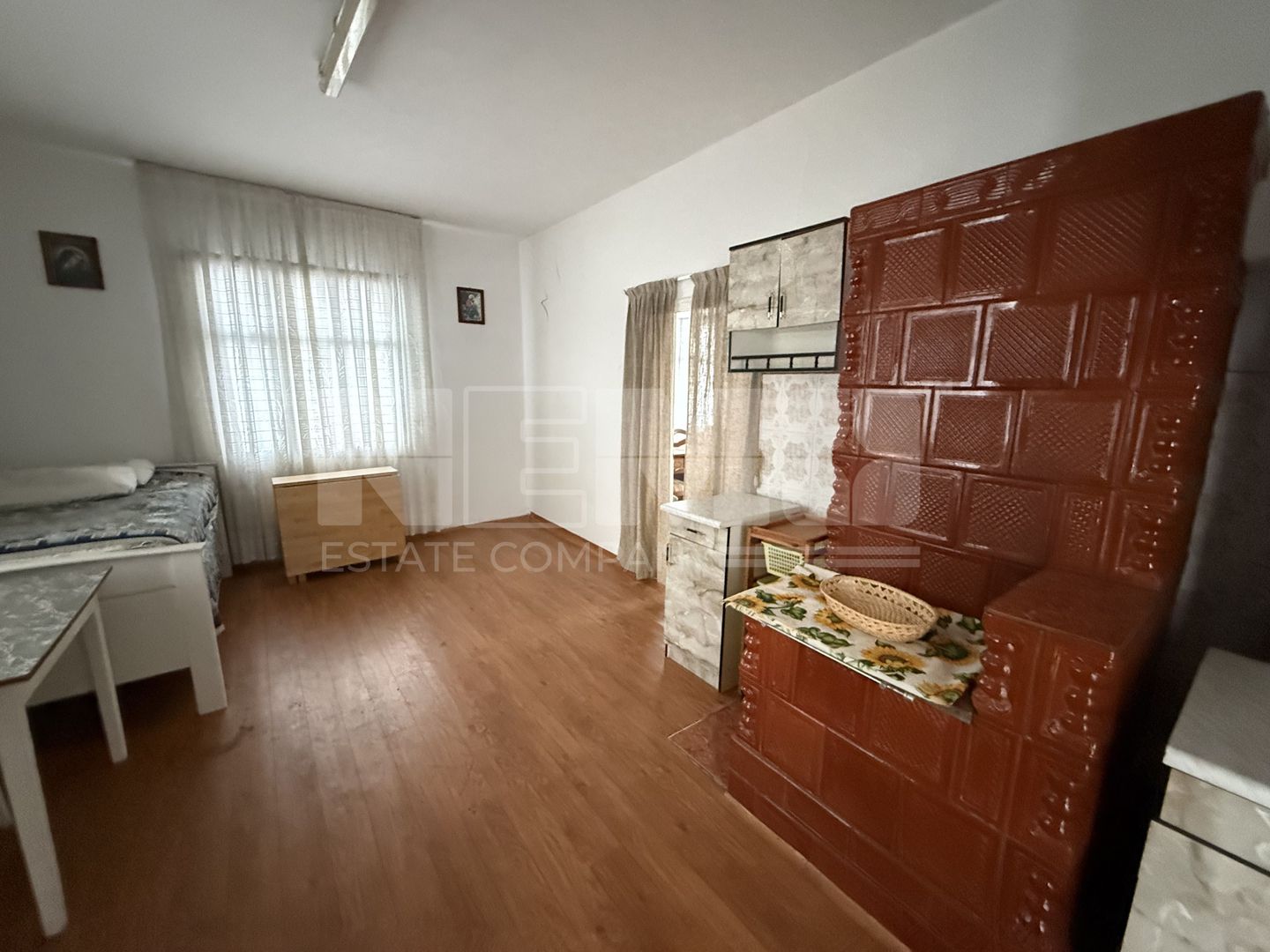 Proprietate de vânzare cu două case | Teren 1.500 mp | Bivolărie - Poză 3