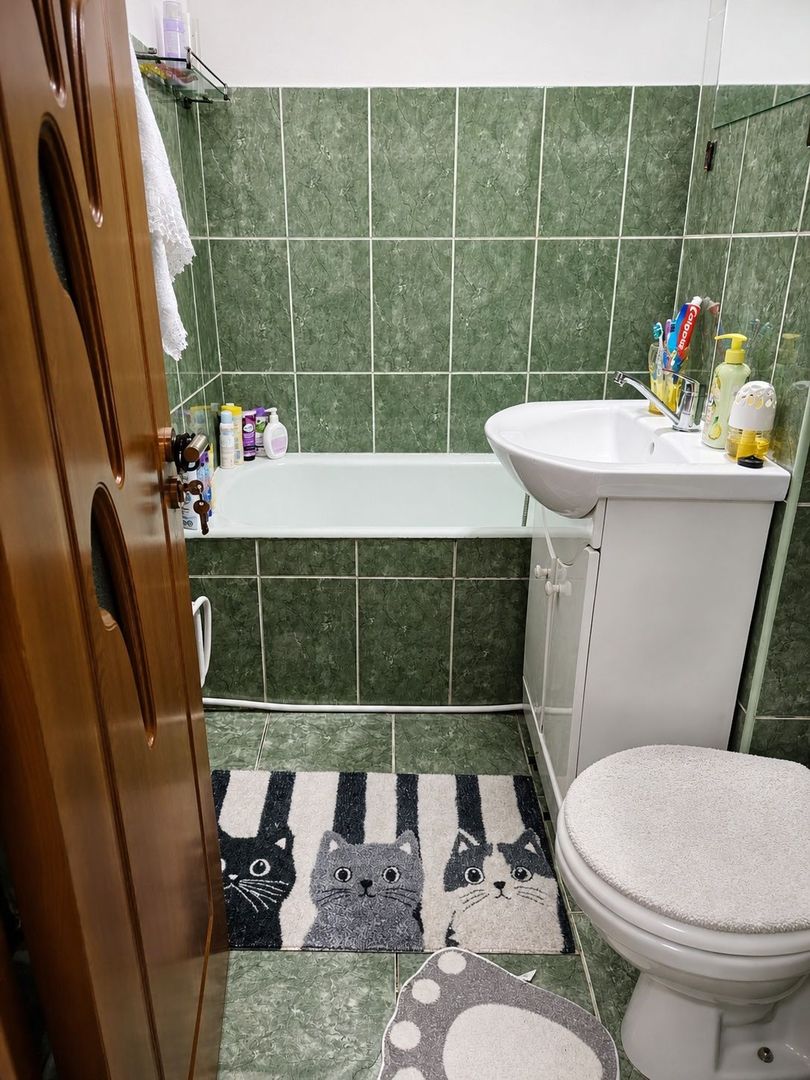 BRASADAS vinde ap 2 cam etaj 3/4 in Carpați 1. - Poză 8
