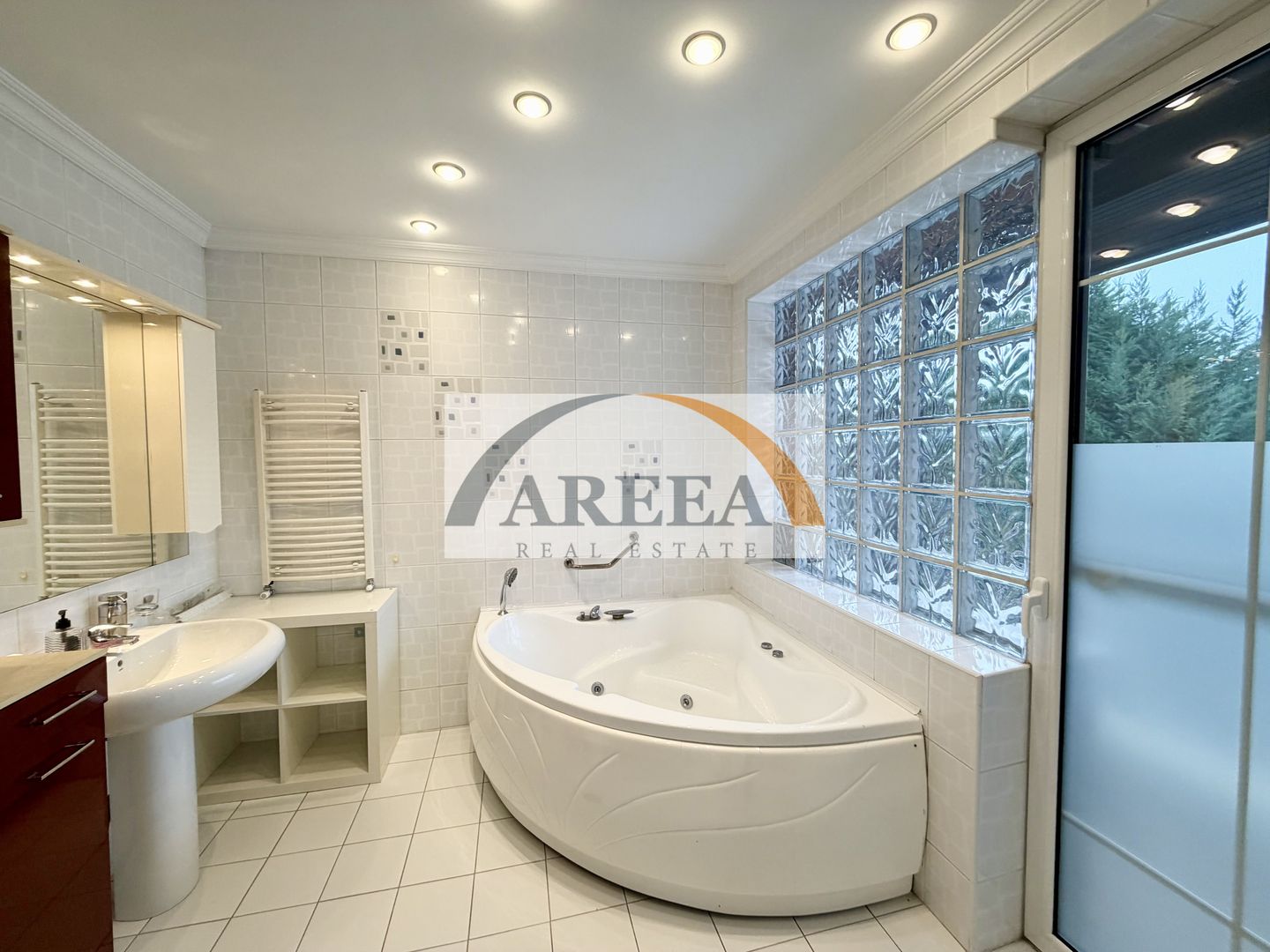 Vilă cu curte mare și piscină – ideală pentru familie, Pipera - Poză 24