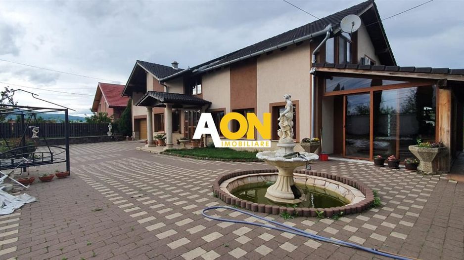 Casa de vanzare, 4 camere, 2 terase, garaj, 849 mp teren, Oarda de Jos - Poză 1