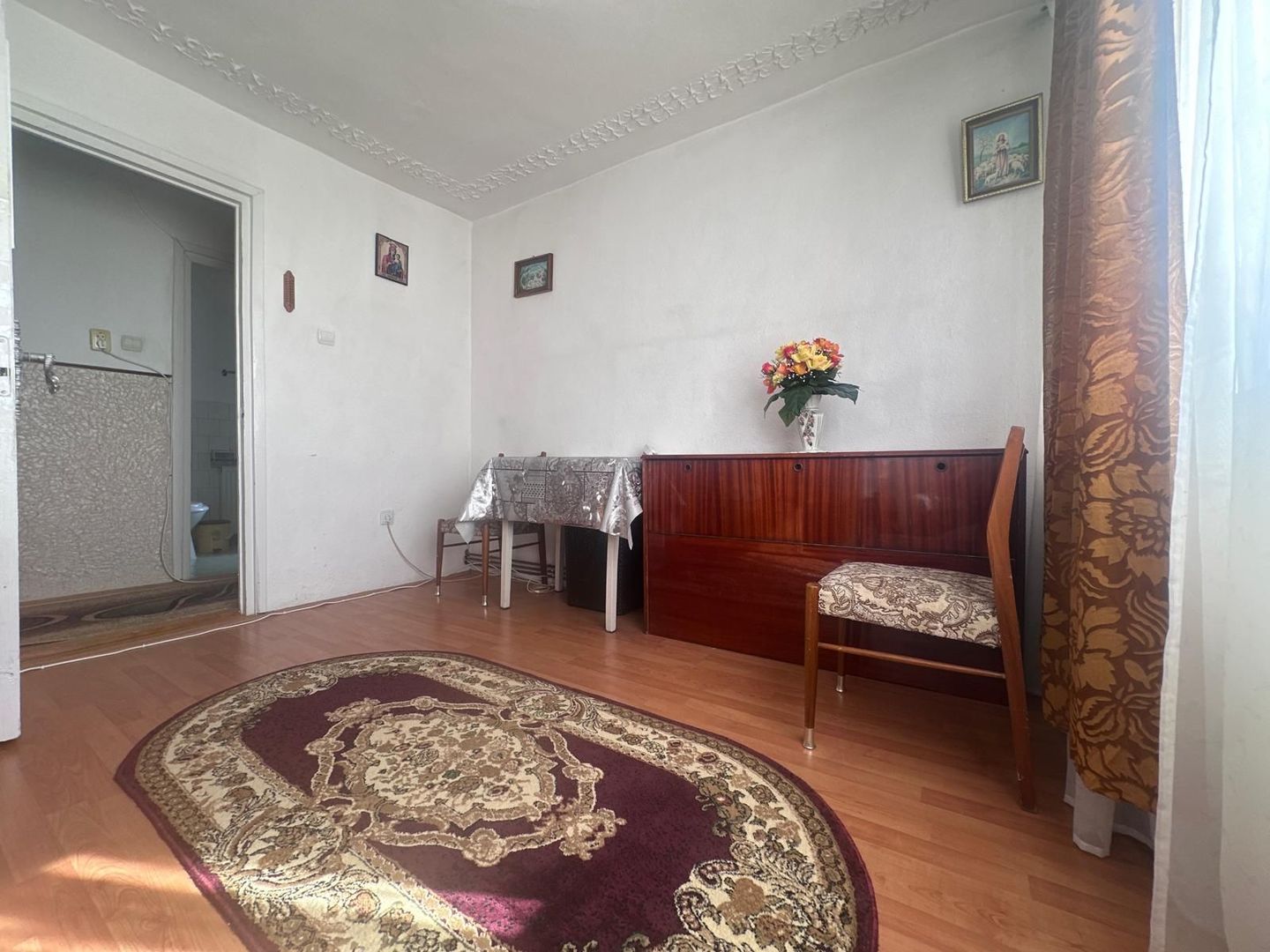 Apartament 3 camere, decomandat, 62 mp utili, etaj intermediar-Micro 4 - Poză 4