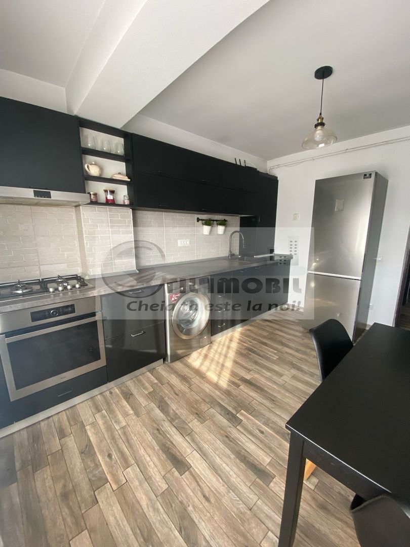 Apartament 2 camere decomandat mobilat Podul de Piatra 159000 euro - Poză 11