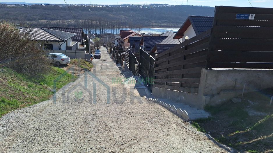 Teren intravilan 752 mp – Valea Adâncă, str. Costea Vodă – deschidere pe 2 laturi, toate utilitățile - Poză 3