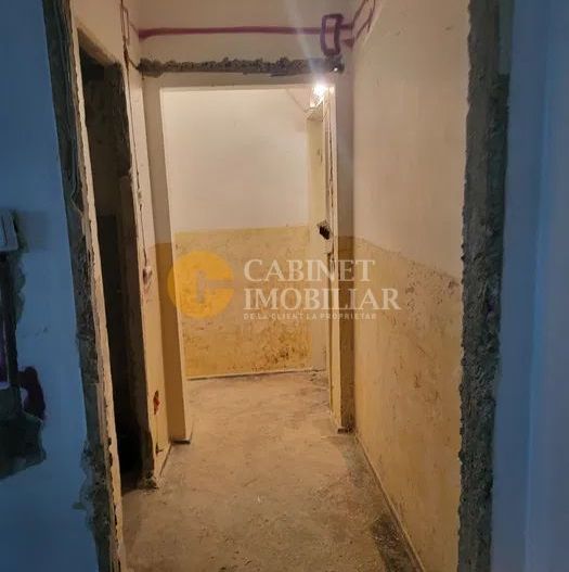 Ocazie Unică în Tătărași, Iași – Apartament cu 2 camere, gata de renovare - Poză 6