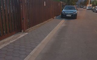 Casă de închiriat, 2 dormitoare, mobilată, curată, curte mică, zonă liniștită, aproape de centru, Iași - Poză 1
