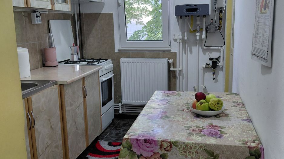 Apartament 2 camere, 45 mp, Micro 40 – Etaj 3/4, centrală termică, balcon - Poză 11