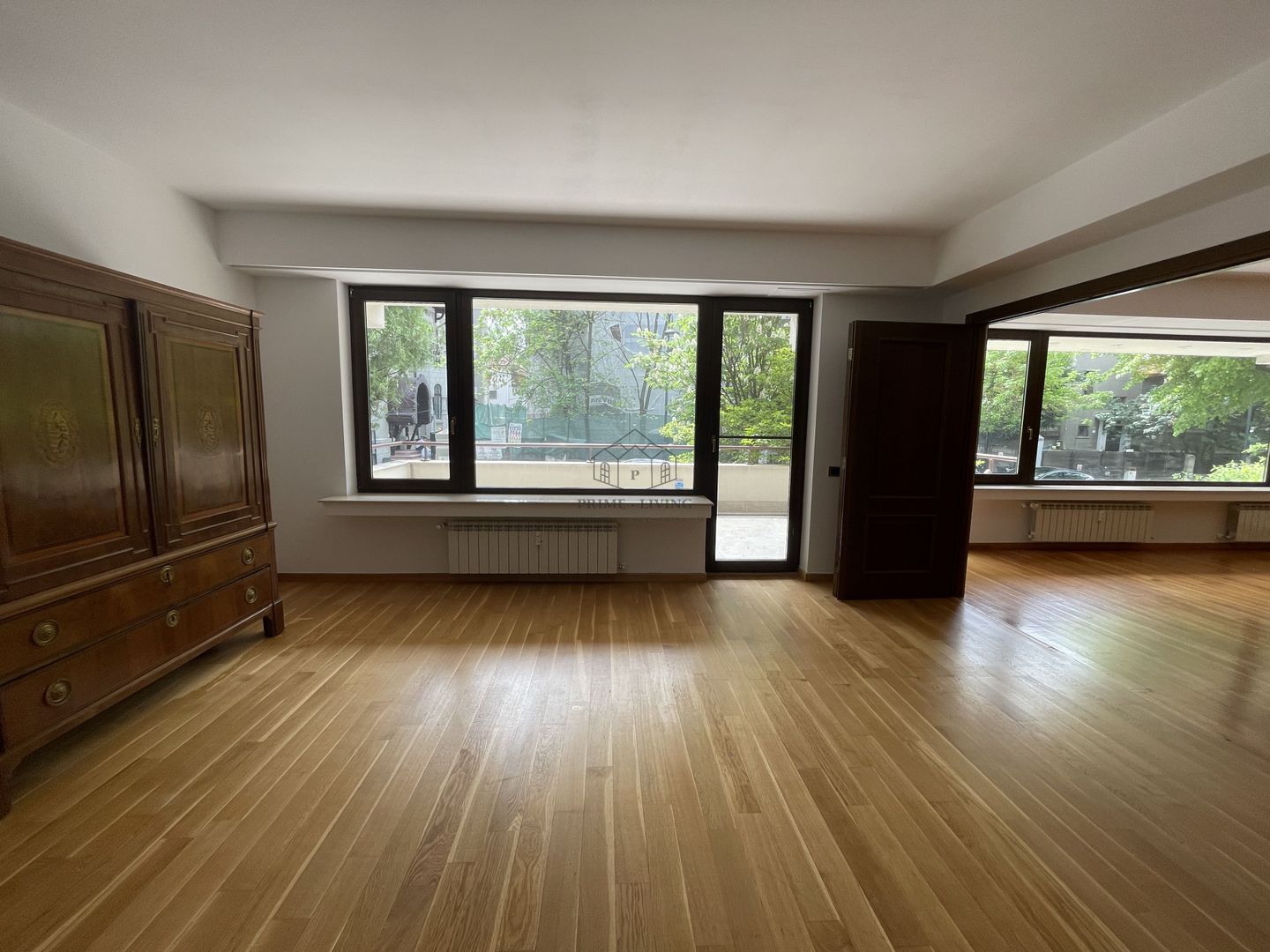 APARTAMENT SUPER CU 4 CAMERE IN DOROBANTI CAPITALE - Poză 23