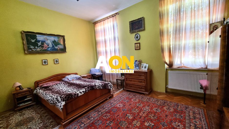 De vanzare casa 5 camere, 1200mp teren, zona ultracentrala - Poză 5