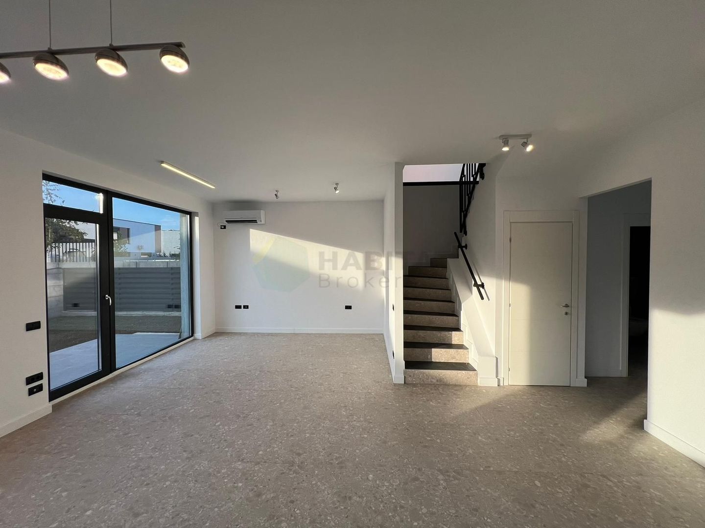 Vilă individuală P+1 cu rooftop 60 mp | 4 camere | 300 mp teren | 0% comision - Poză 13