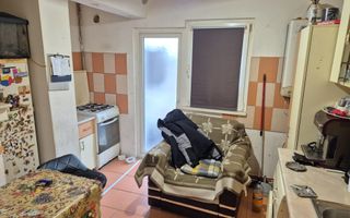 Vand apartament 2 camere, dec, zona M5(in spate la bl 1), et 2, 49mp! - Poză 1