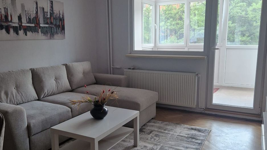 Apartament cu 3 camere in bloc reabilitat termic - Poză 4