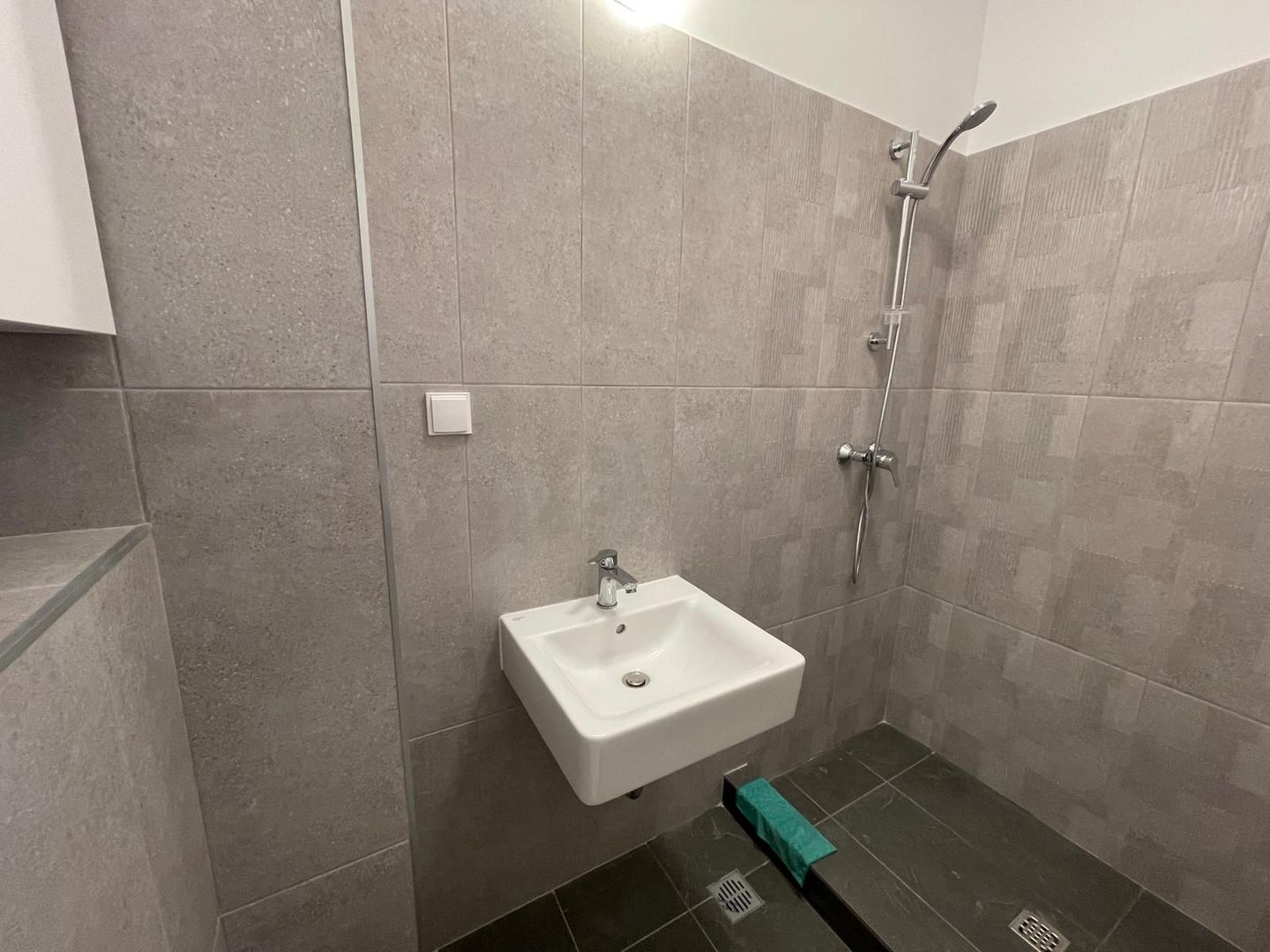 GARS. TINERETULUI PARK, PARCARE, INCALZIRE PARDOSEALA, METROU 8 MINUTE - Poză 7