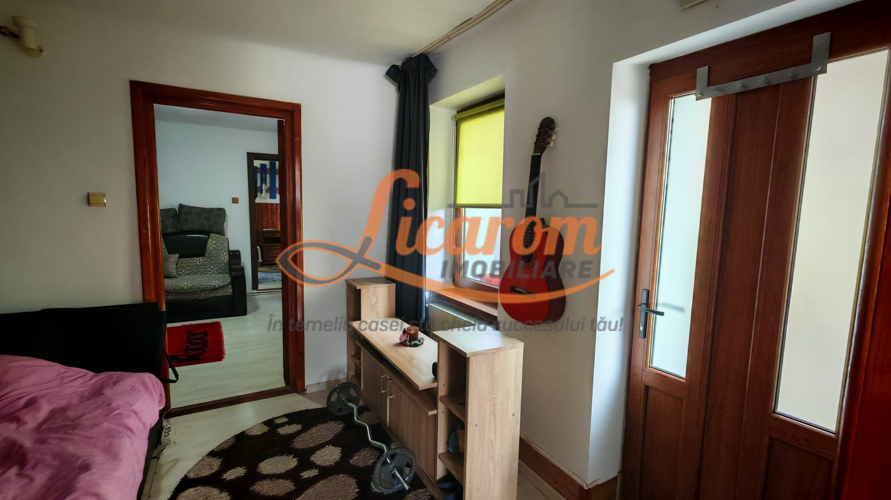 Corp de casa 4 camere zona Nicopole,curte comuna cu 1 familie. - Poză 7