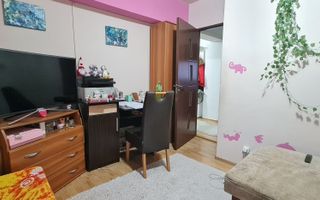 Apartament 2 camere decomandat insorit semimobilat Calea Bucuresti - Poză 4