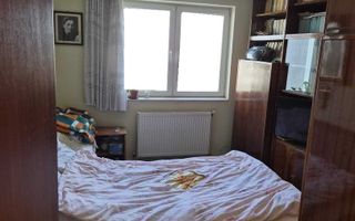 Apartament 3 camere decomandate, zona Minerva, etaj intermediar. - Poză 4