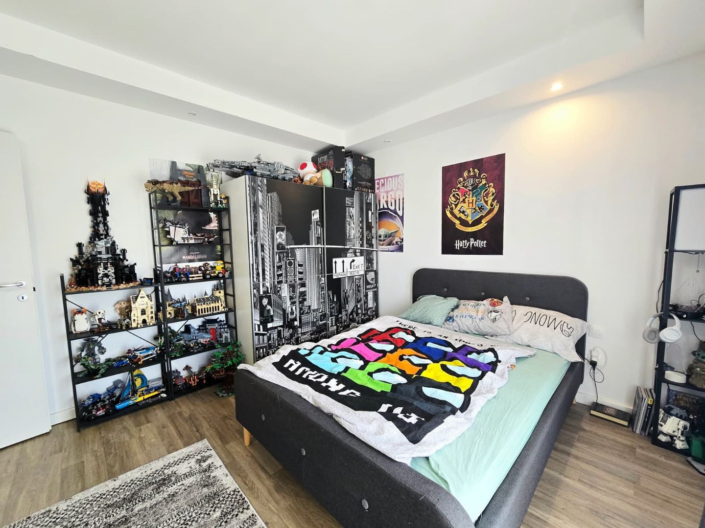 Cosmopolis - Vila M cu 3 Dormitoare Mobilata si Utilata - Poză 6