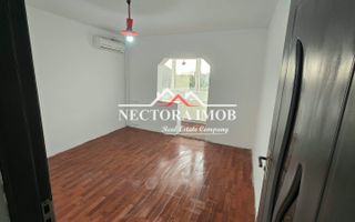 NECTORA IMOB-Apartament 3 camere, 2 bai, 3 balcoane, Zona Velenta,65mp - Poză 2