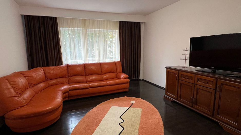 De Inchiriat  apartament 3 camere Piata Victoriei, sector 1 - Poză 4