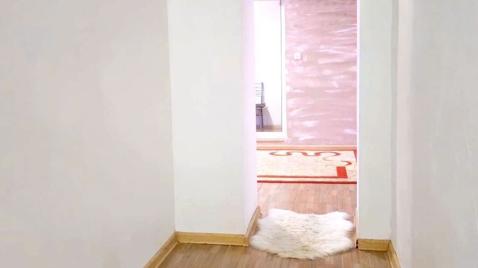 Apartament cu 2 camere, 70 mp -  Casa - zona centrala - Poză 9